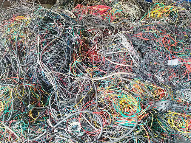 �U늾�����